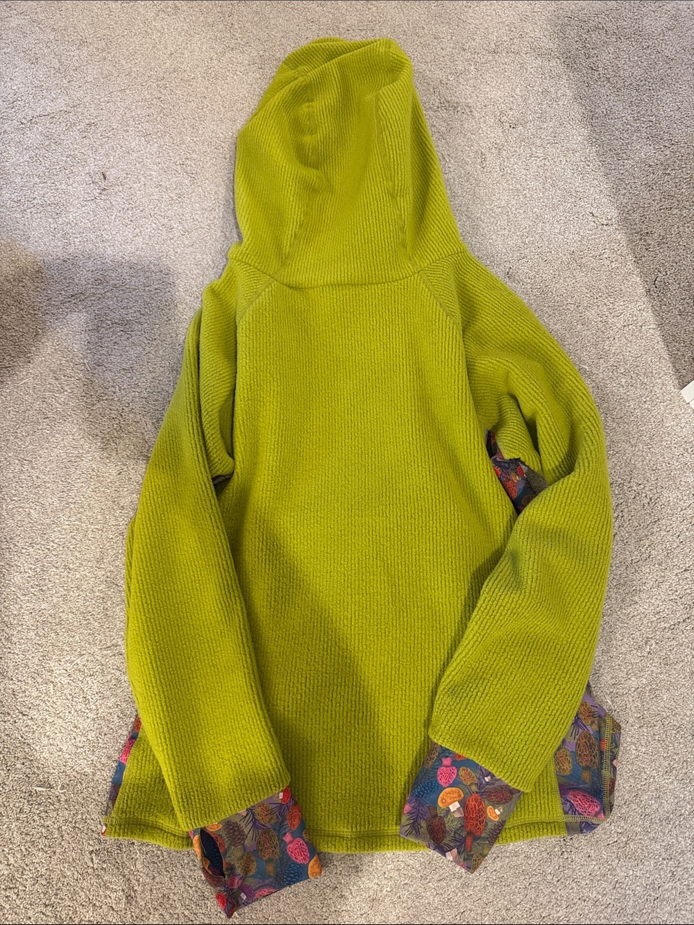 Youer Treasure Hoodie - Picture 6 of 6